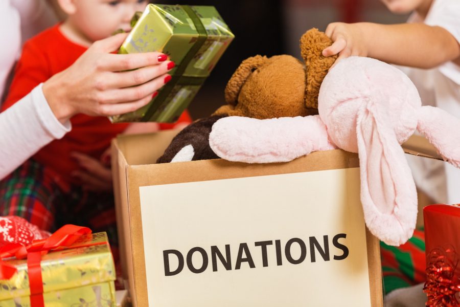 Ways to Give Back this Christmas